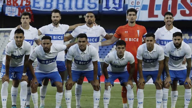 Universidad Católica artwork 4