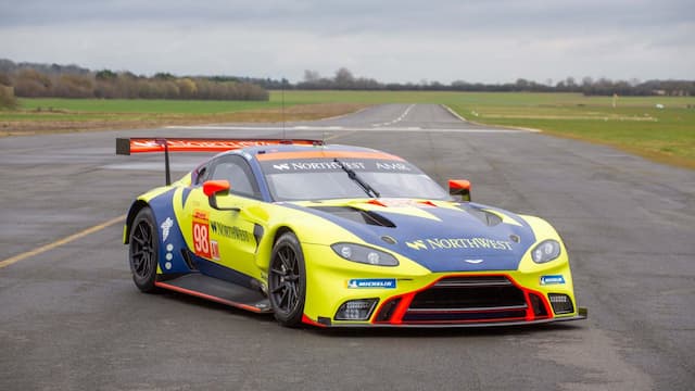 Aston Martin Racing GTE Am artwork 5
