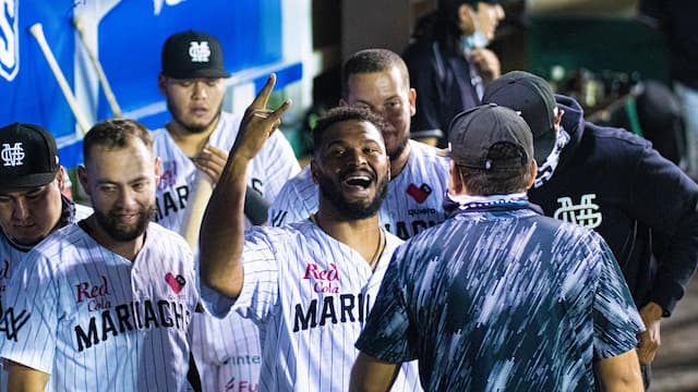 Mariachis de Guadalajara artwork 7