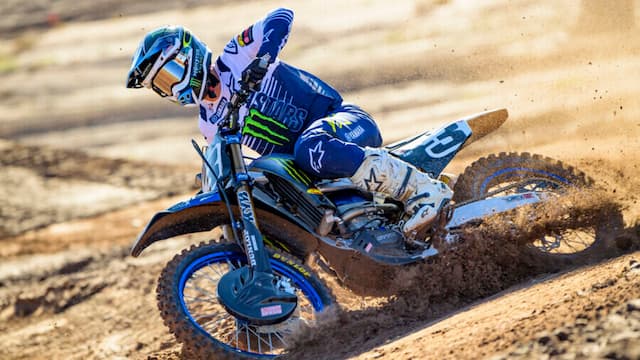 MONSTER ENERGY-STAR RACING YAMAHA TEAM artwork 7